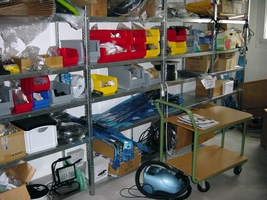 Lager Kleiner Funk-Electronic 1